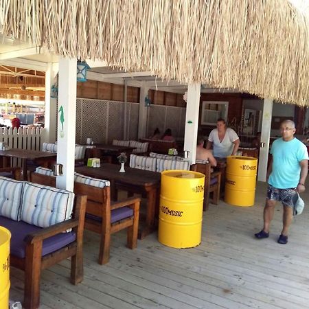 Golden Sand Beach Club & Caravan Holidays Öludeniz Exteriör bild