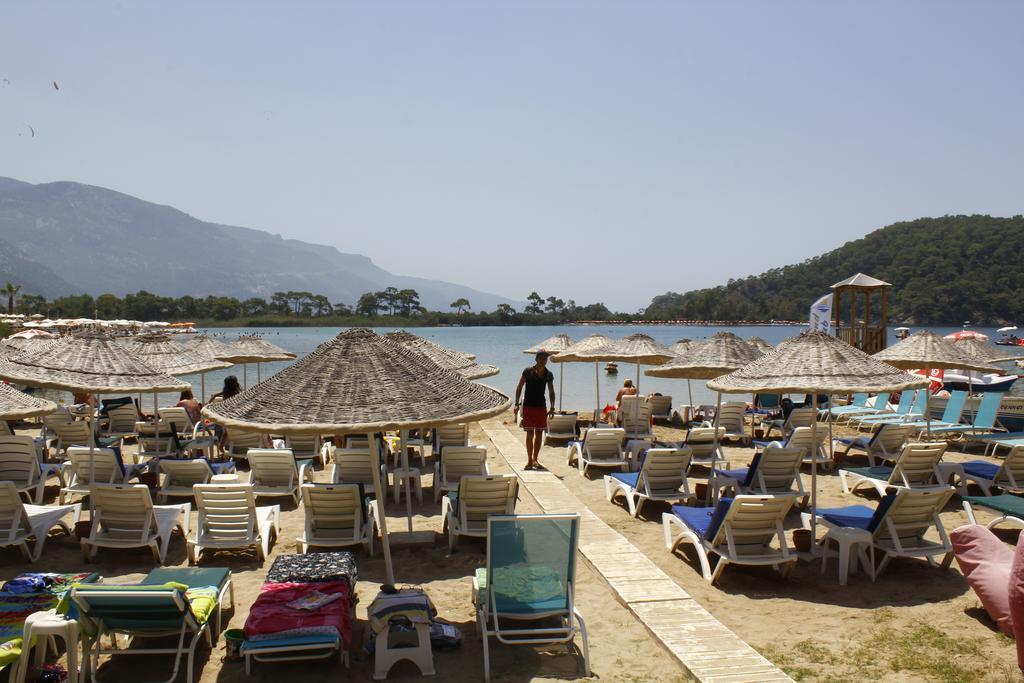 Golden Sand Beach Club & Caravan Holidays Öludeniz Exteriör bild