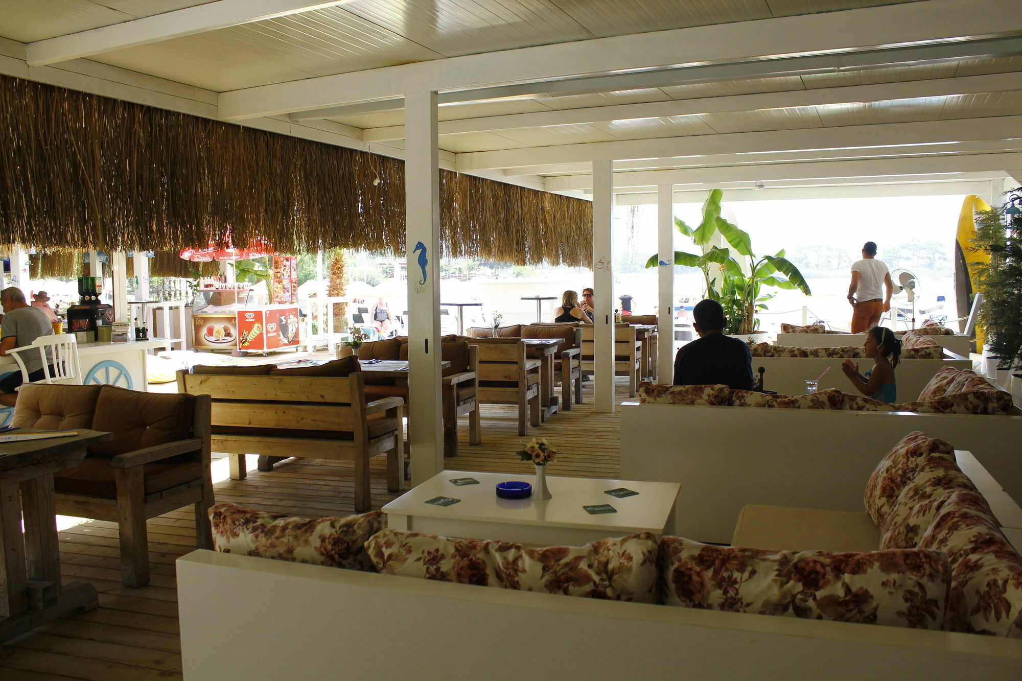 Golden Sand Beach Club & Caravan Holidays Öludeniz Exteriör bild