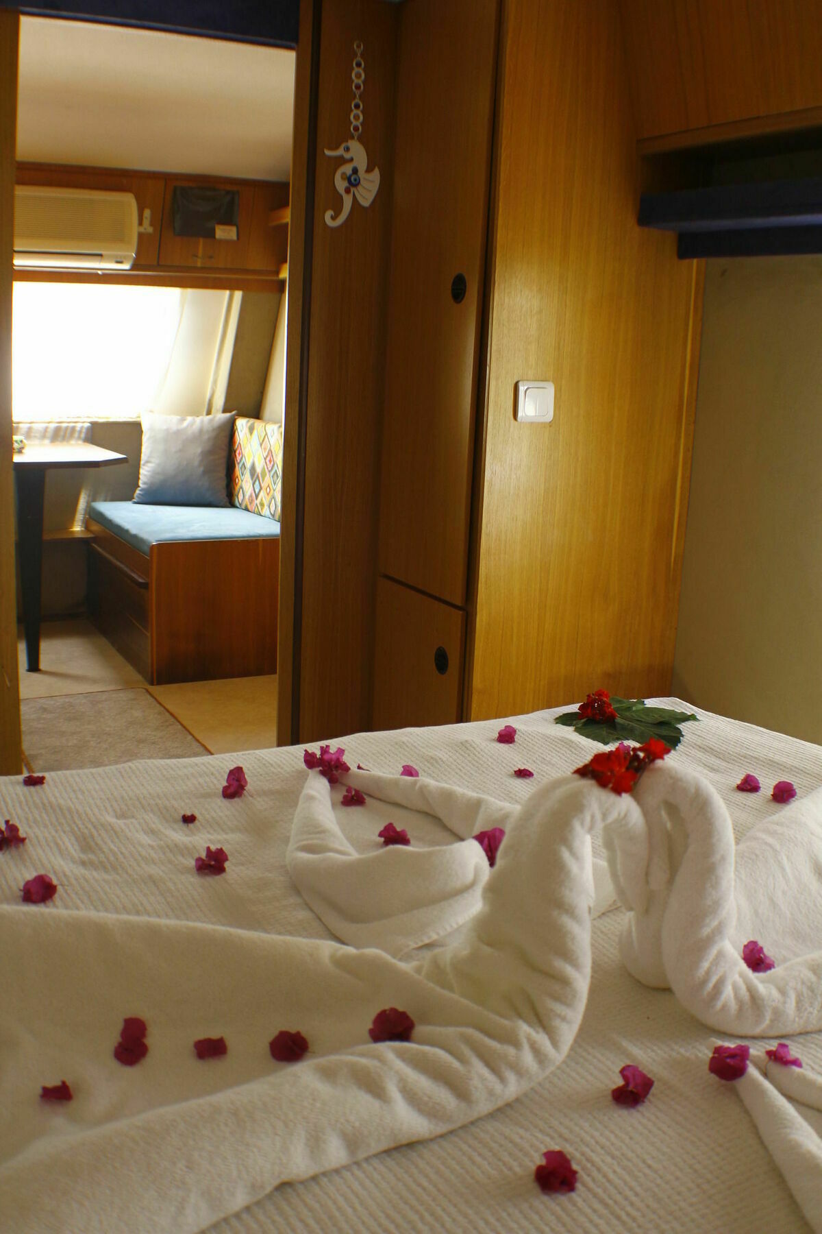 Golden Sand Beach Club & Caravan Holidays Öludeniz Exteriör bild